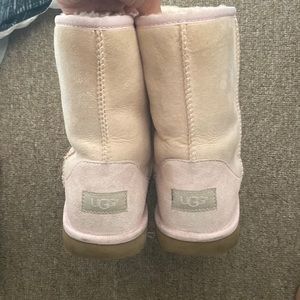 Baby pink Uggs